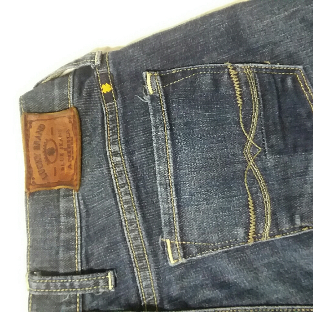 Jeans - Picture 2 of 5